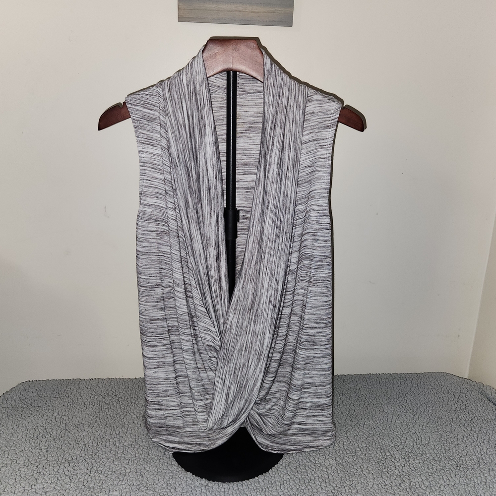 Gray Sleeveless Activewear Drape Top